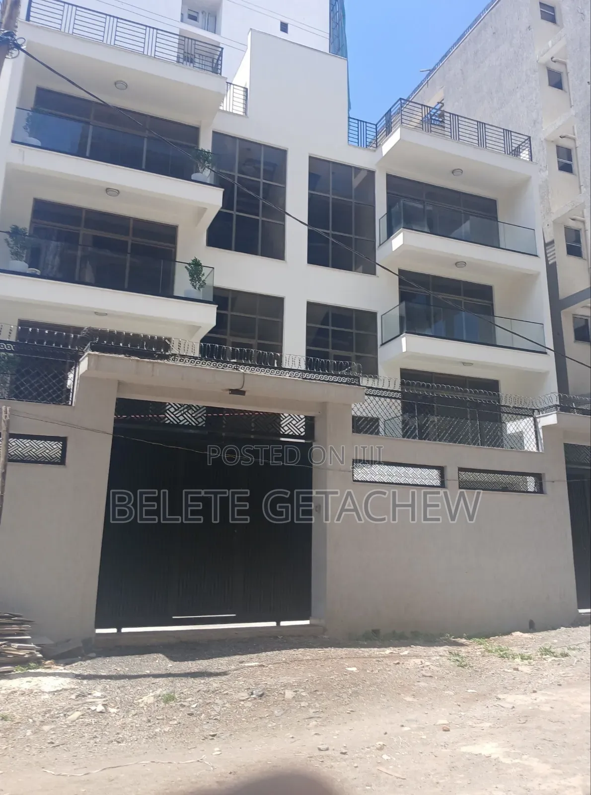 8bdrm House in Ayat, G+3 Luxury, Bole for sale