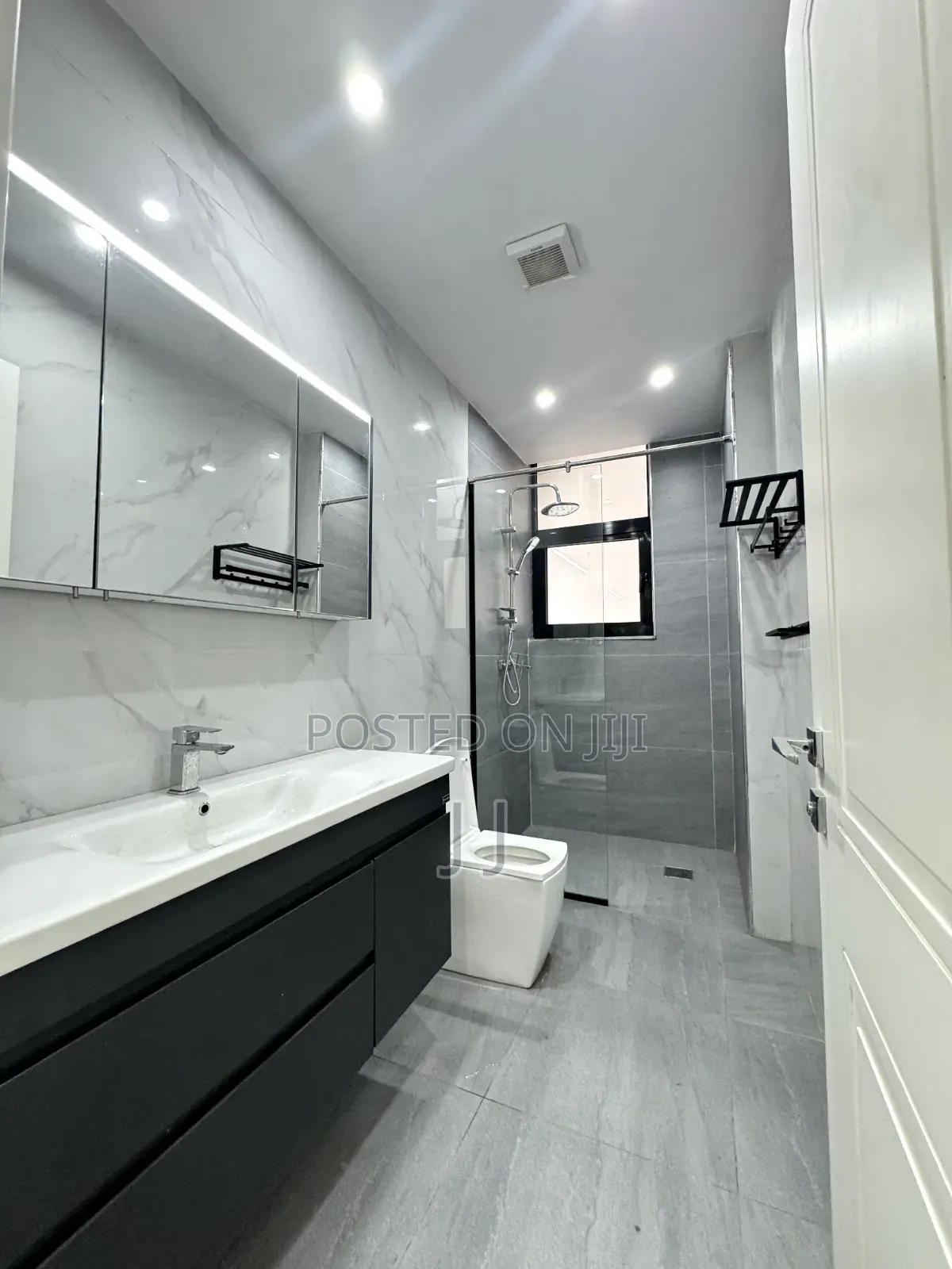 3bdrm Apartment in Kirkos for rent