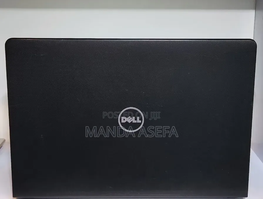 New Laptop Dell Vostro 15 3000 4GB Intel Core i5 HDD 500GB