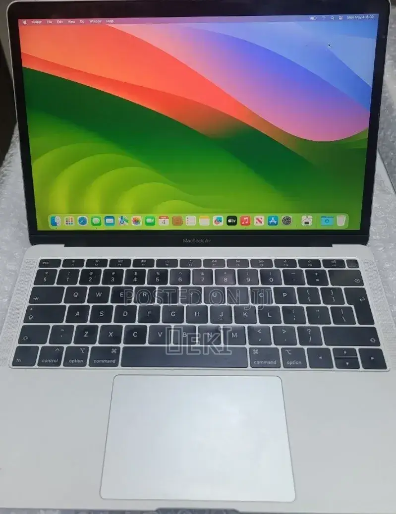 Laptop Apple MacBook Air 2018 8GB Intel Core i5 SSD 128GB