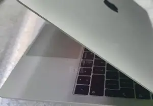 Laptop Apple MacBook Air 2018 8GB Intel Core i5 SSD 128GB