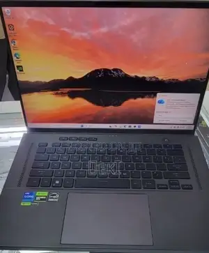 New Laptop Asus ROG Zephyrus G16 16GB Intel Core i7 SSD 512GB