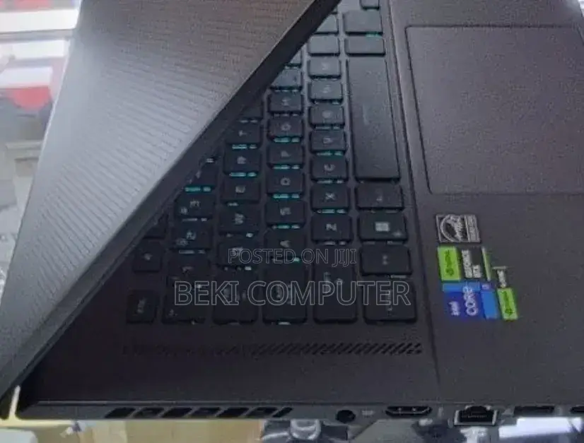 New Laptop Asus ROG Zephyrus G16 16GB Intel Core i7 SSD 512GB