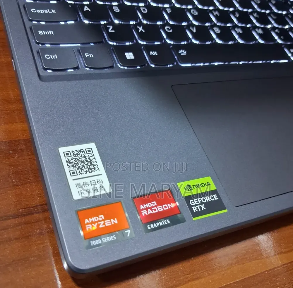 New Laptop Lenovo Legion 7 16GB AMD Ryzen 7 SSD 512GB