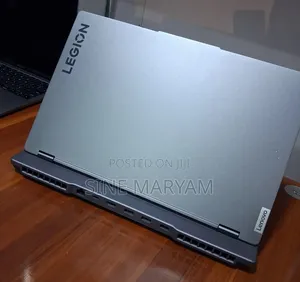 New Laptop Lenovo Legion 7 16GB AMD Ryzen 7 SSD 512GB