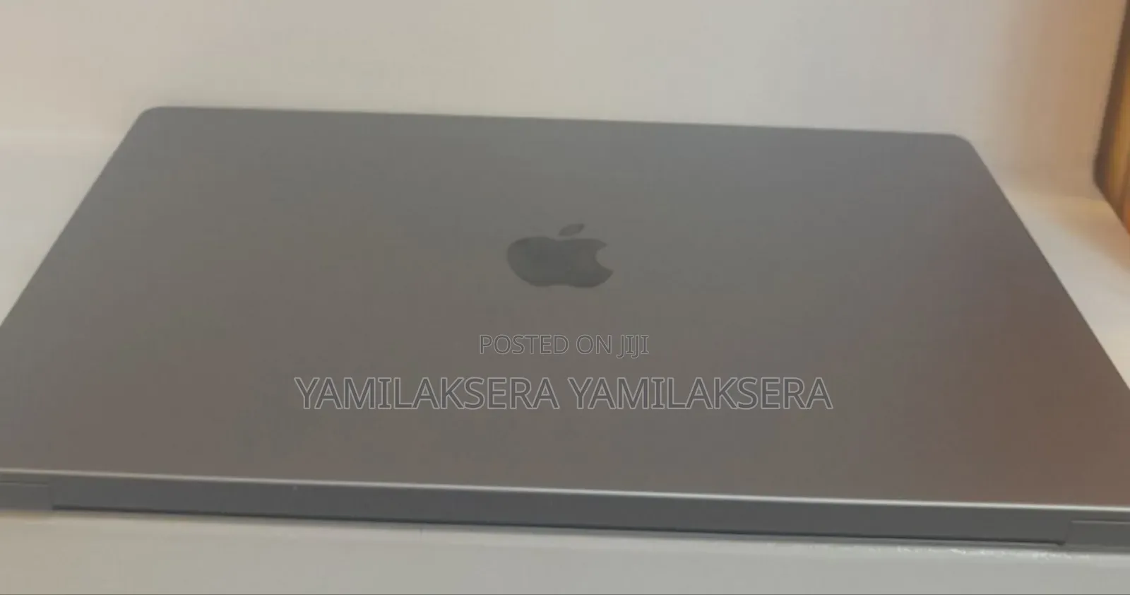 New Laptop Apple MacBook Pro M1 16GB Apple M1 Pro SSD 512GB