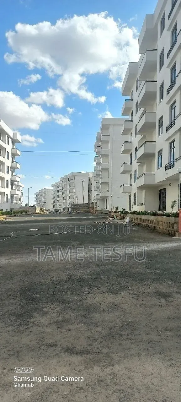 Furnished 2bdrm Apartment in ሀያት, Bole for sale