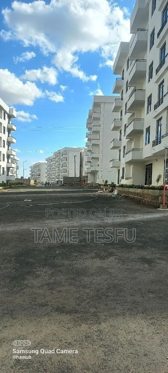 Furnished 2bdrm Apartment in ሀያት, Bole for sale