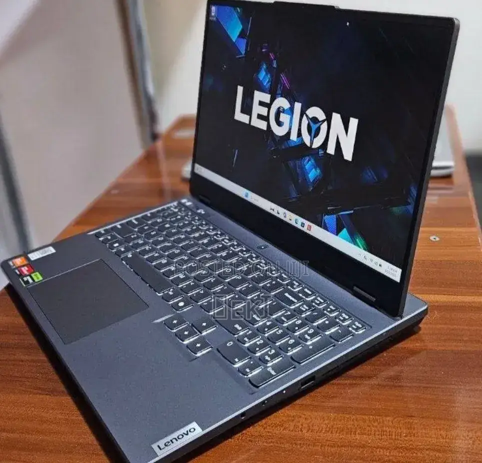 New Laptop Lenovo Legion 5 16GB AMD Ryzen 7 SSD 512GB