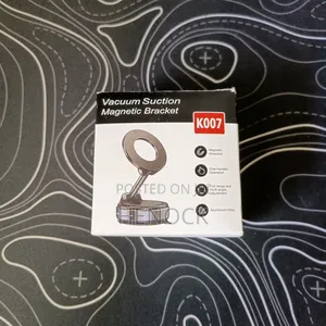 Vacuum Suction Car Phone Mount 360° Rotating - Brand New - Addis Ababa