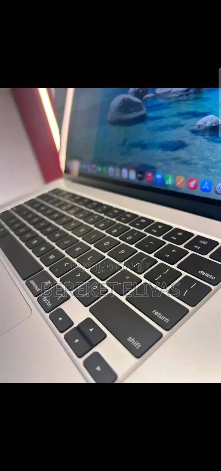 New Laptop Apple MacBook Air 2025 M4 15-inch 24GB Apple M4 SSD 512GB