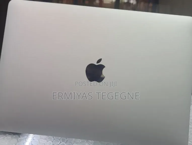 New Laptop Apple MacBook Air 2020 M1 16GB Intel Core i5 SSD 512GB