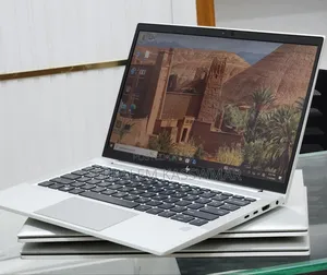 New Laptop HP EliteBook 830 G8 16GB Intel Core i7 SSD 512GB