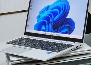 New Laptop HP EliteBook 830 G8 16GB Intel Core i5 SSD 512GB