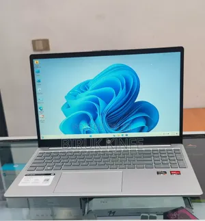 New Laptop HP Stream Notebook 16GB AMD Ryzen 5 SSD 256GB