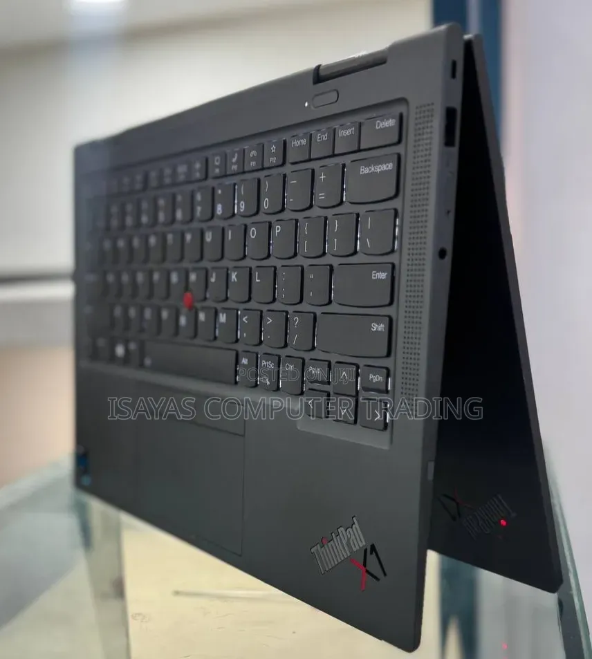 New Laptop Lenovo ThinkPad X1 Yoga 16GB Intel Core i7 SSD 512GB
