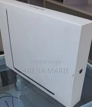 New Laptop Apple MacBook Air 2025 M4 13-inch 16GB Apple M4 SSD 1T