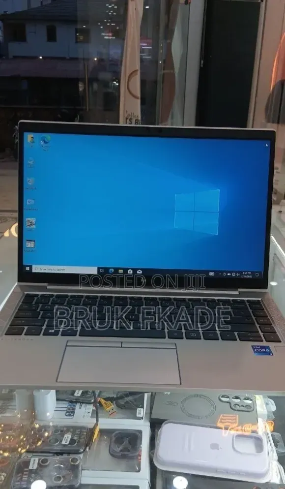 New Laptop HP EliteBook 840 G8 16GB Intel Core i7 SSD 512GB