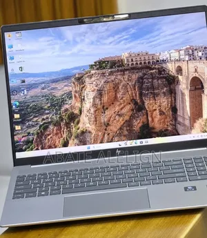 New Laptop HP Pavilion 14 16GB Intel Core i7 SSD 1T