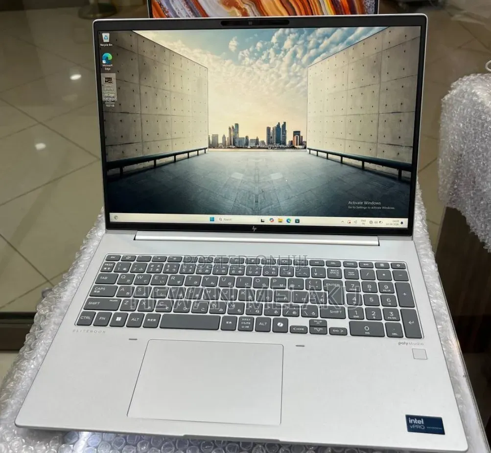 New Laptop HP EliteBook 840 G11 16GB Intel Core Ultra 7 SSD 512GB