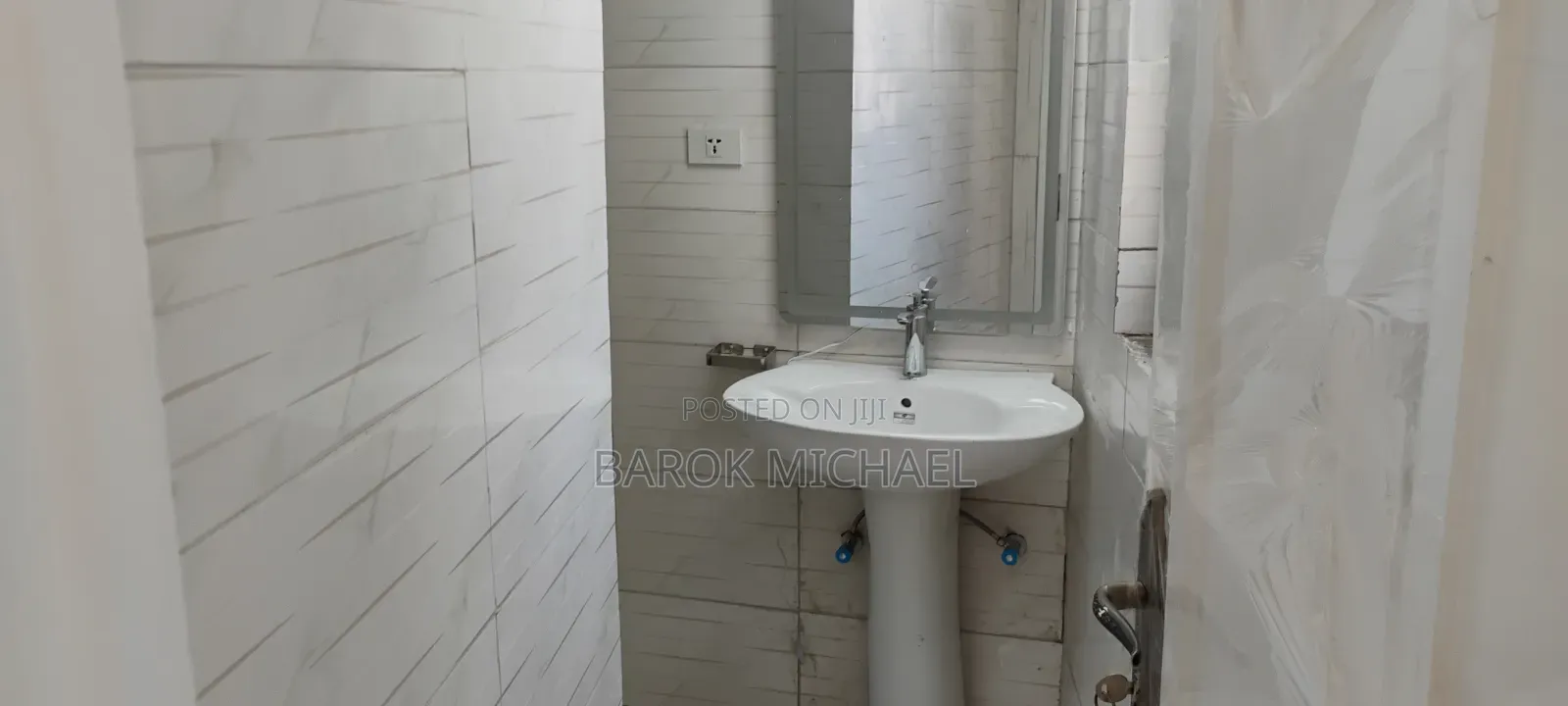 3bdrm Apartment in Africon, Bole for rent