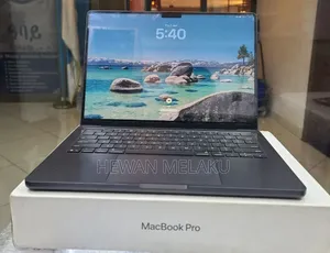 New Apple MacBook Pro 2025 M5 14-inch 16GB Apple M5 Pro SSD 512GB