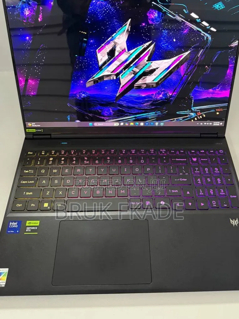 New Laptop Acer Predator Helios Neo 16 32GB Intel Core Ultra 9 SSD 1T