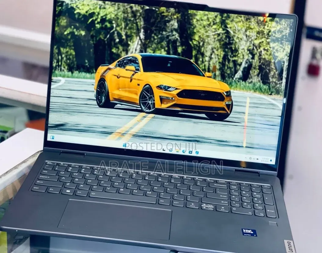 New Laptop Lenovo Yoga C740 16GB Intel Core Ultra 7 SSD 1T