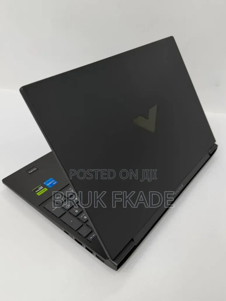 New Laptop HP Victus 15 16GB Intel Core i5 SSD 512GB