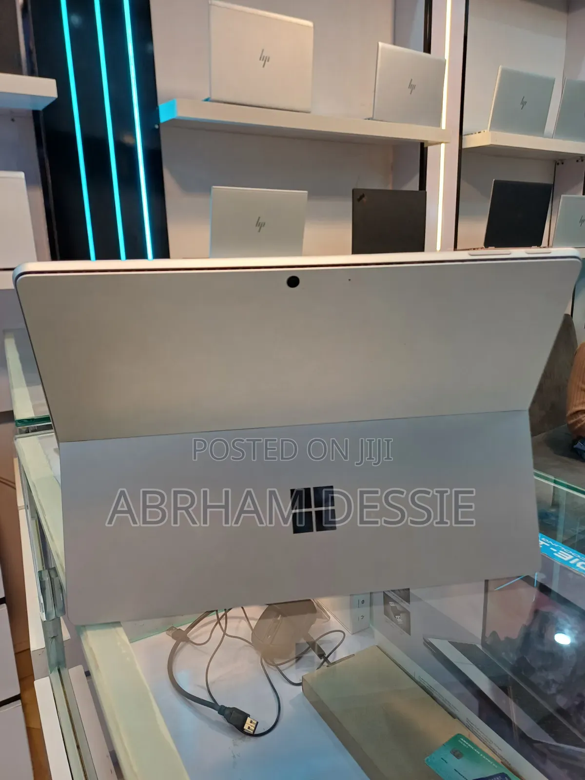 New Laptop Microsoft Surface Pro 9 16GB Intel Core i7 SSD 512GB