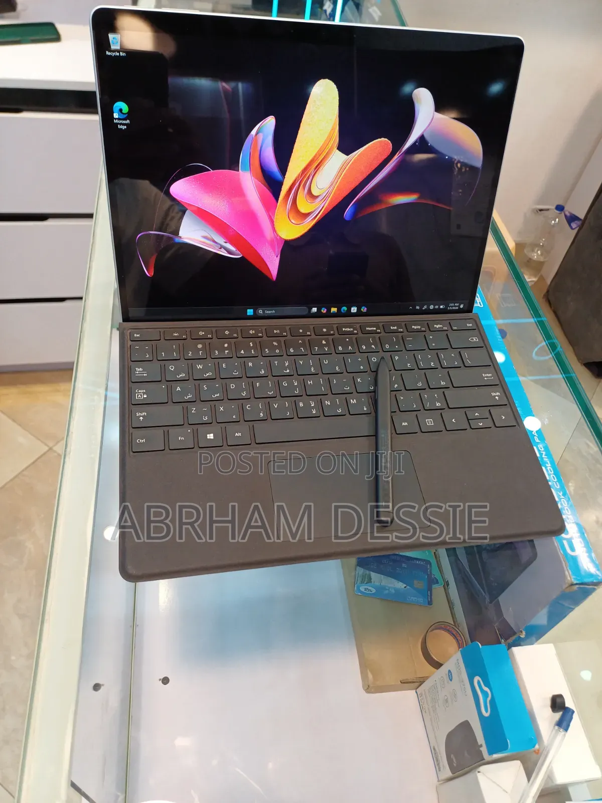 New Laptop Microsoft Surface Pro 9 16GB Intel Core i7 SSD 512GB