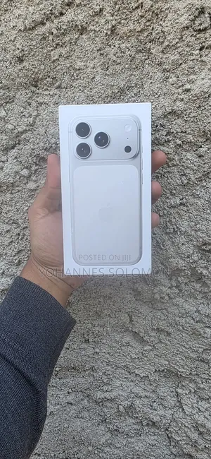 New Apple iPhone 17 Pro 256 GB Silver