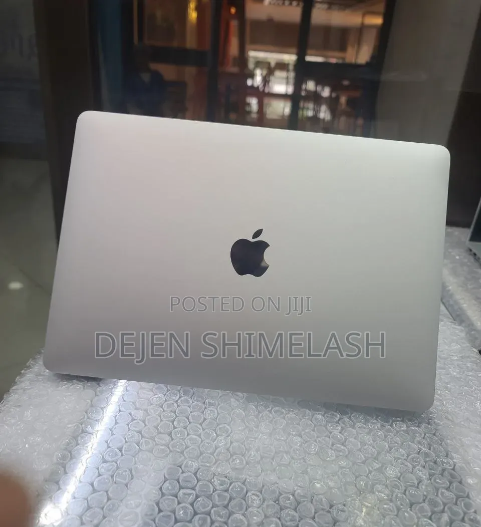 New Laptop Apple MacBook Air 2018 8GB Intel Core i5 SSD 128GB