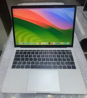 New Laptop Apple MacBook Air 2018 8GB Intel Core i5 SSD 128GB