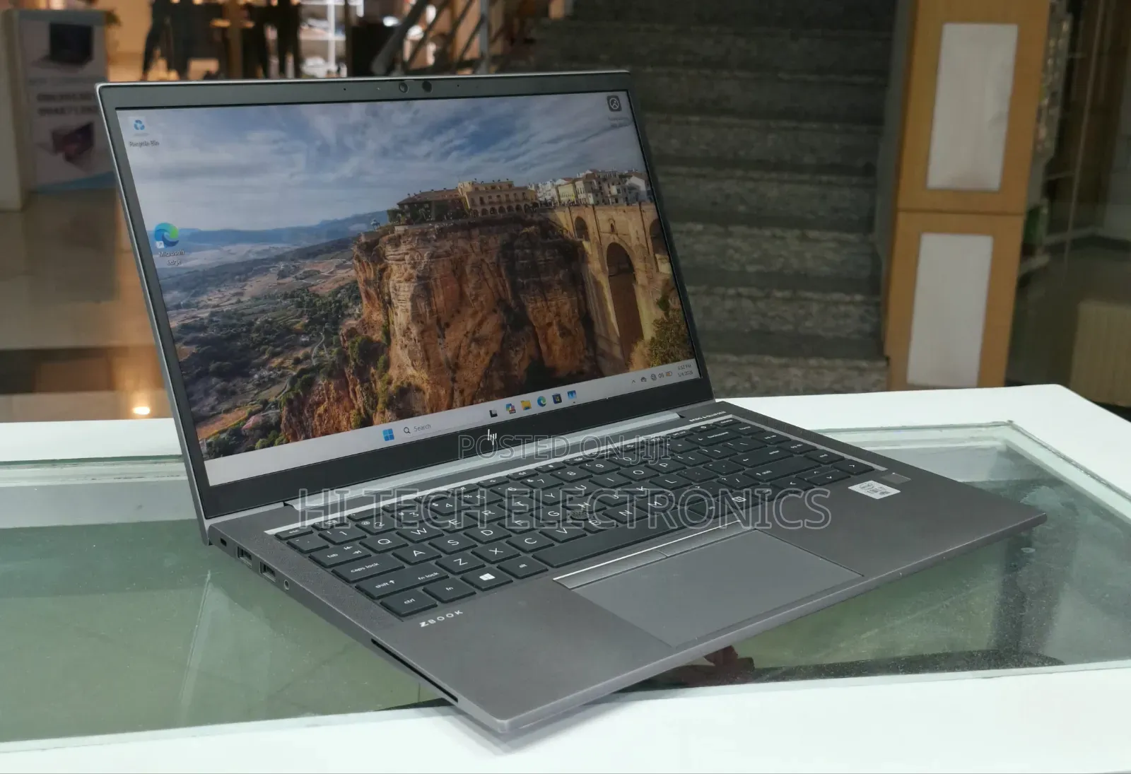 New Laptop HP ZBook Power G7 16GB Intel Core i7 SSD 512GB