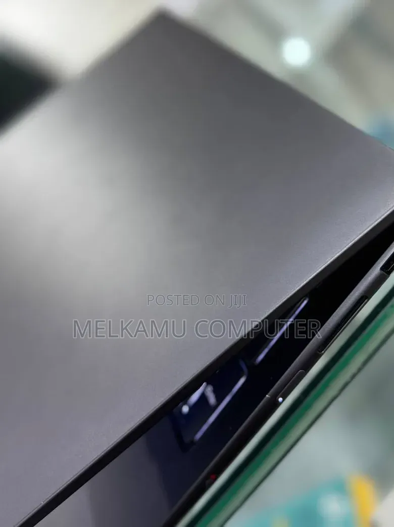 New Lenovo Legion Y7000P IRX9 Gaming Laptop 32GB Intel Core i9 SSD 1T