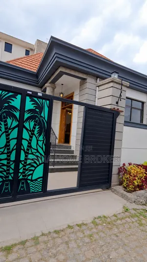 Furnished 5bdrm Villa in ሰሚት, Yeka for sale