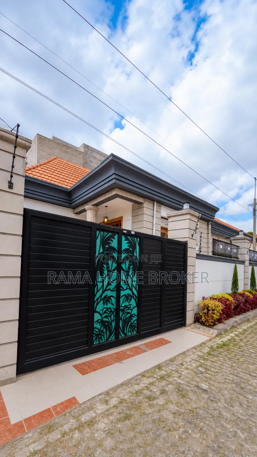 Furnished 5bdrm Villa in ሰሚት, Yeka for sale