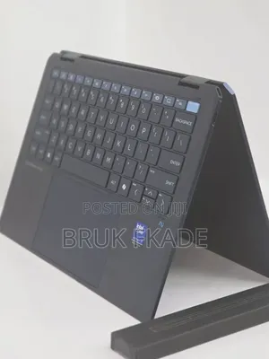 New Laptop HP OmniBook 5 14" 32GB Intel Core Ultra 7 SSD 1T