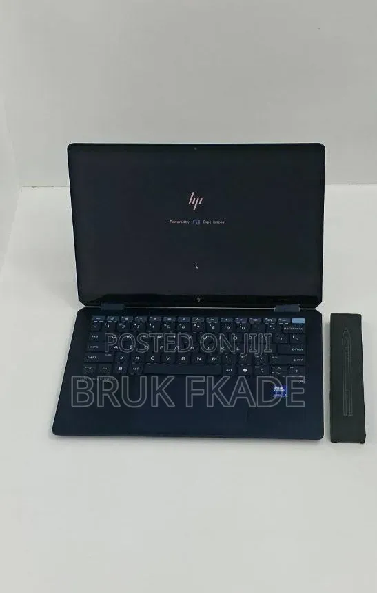 New Laptop HP OmniBook 5 14" 32GB Intel Core Ultra 7 SSD 1T
