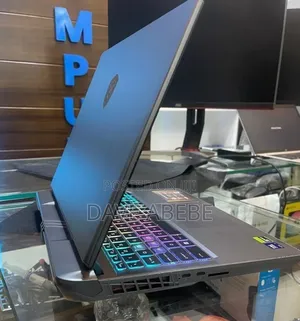 New Laptop MSI Vector 16 HX AI A2XWIG 16GB Intel Core Ultra 7 SSD 1T