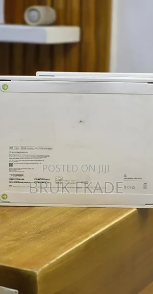 New Laptop Apple MacBook Air 2026 M5 13-inch 16GB Apple M5 SSD 512GB