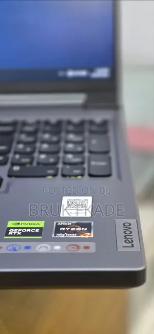 New Laptop Lenovo Legion 5 16GB AMD Ryzen 7 SSD 1T