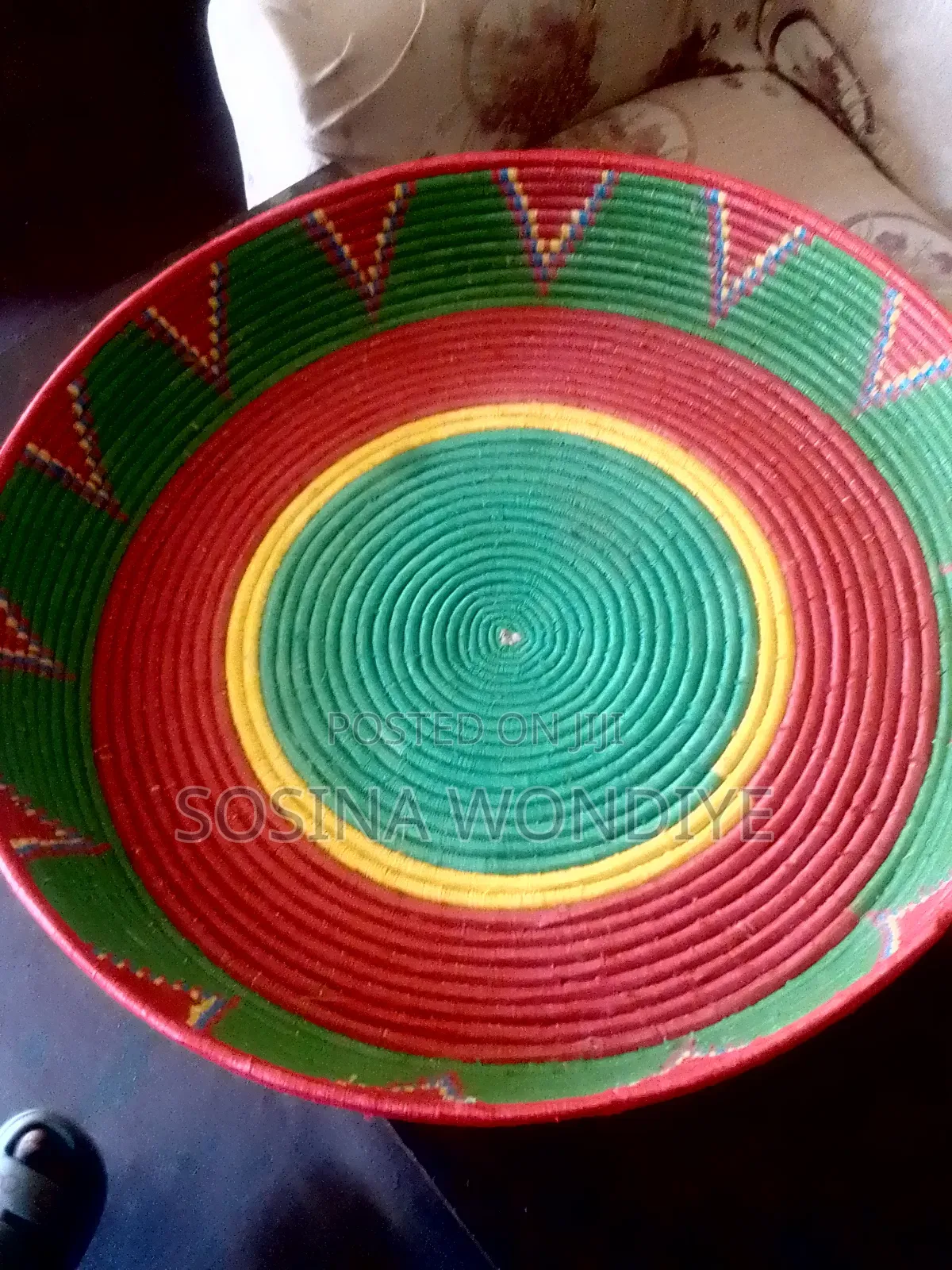 የእንጀራ እና የዳቦ መሶብ