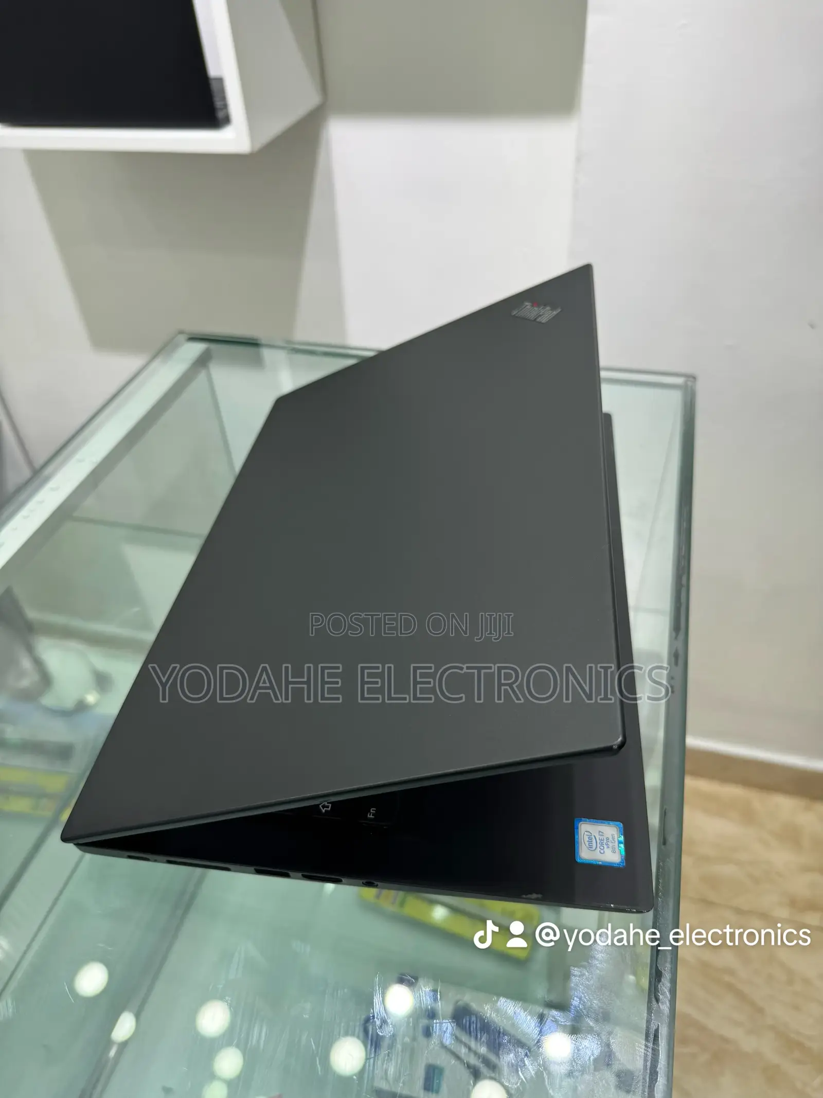 New Laptop Lenovo ThinkPad T490s 16GB Intel Core i7 SSD 512GB