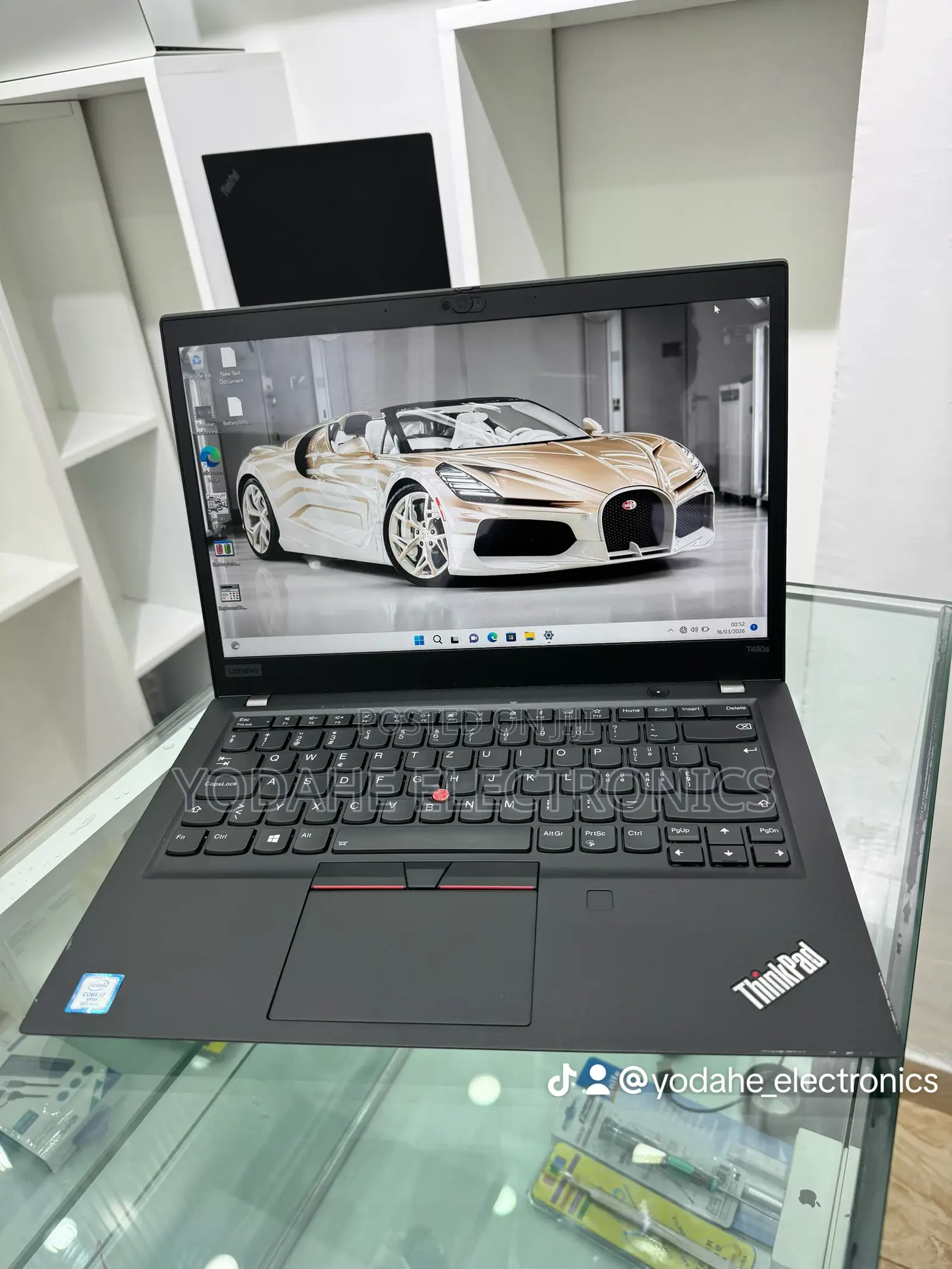 New Laptop Lenovo ThinkPad T490s 16GB Intel Core i7 SSD 512GB