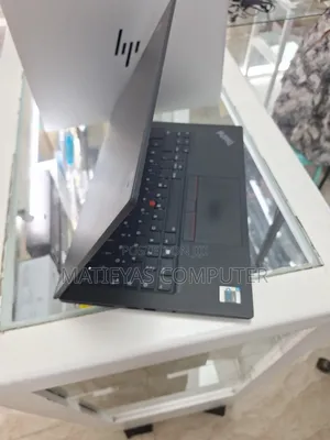 New Laptop Lenovo ThinkPad T14 16GB Intel Core i7 SSD 512GB
