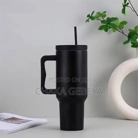 Large Capacity Vacuum Flask for Hot Cold Drinks - Perfect for Car