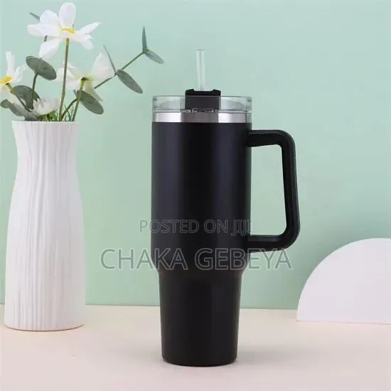 Large Capacity Vacuum Flask for Hot Cold Drinks - Perfect for Car