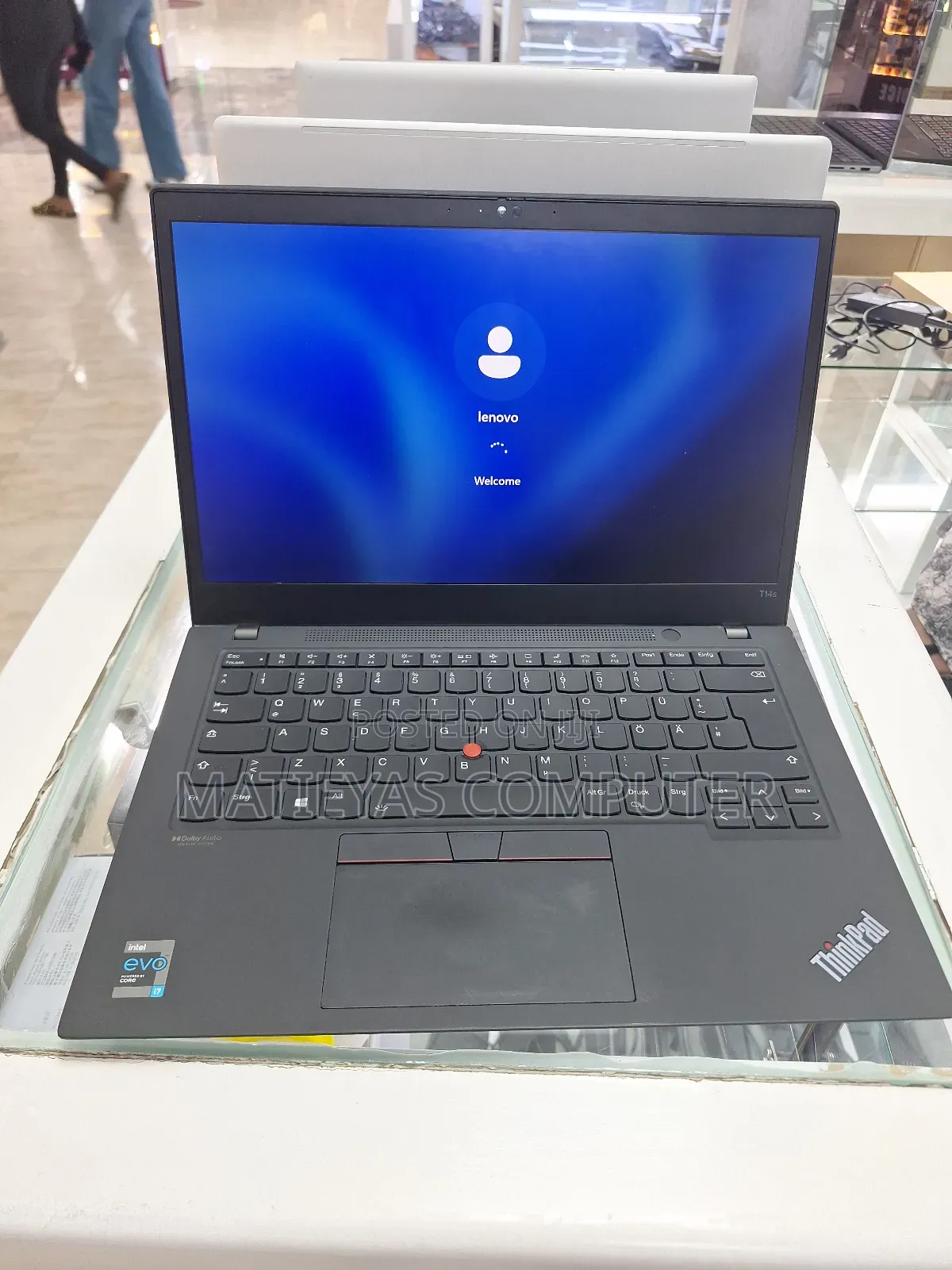 New Laptop Lenovo ThinkPad T14 16GB Intel Core i7 SSD 512GB